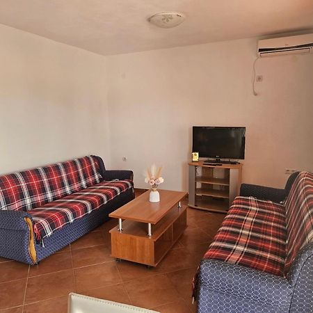 Apartmani Vujicic Bar Quarto foto
